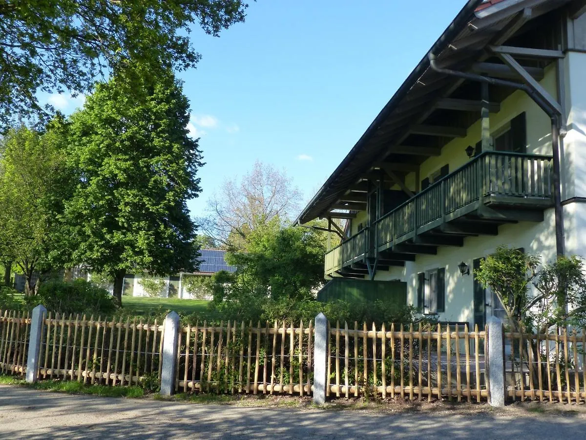 Apartment Gut Schwarz-N Hof Ferienwohnungen Bad Griesbach  Germany