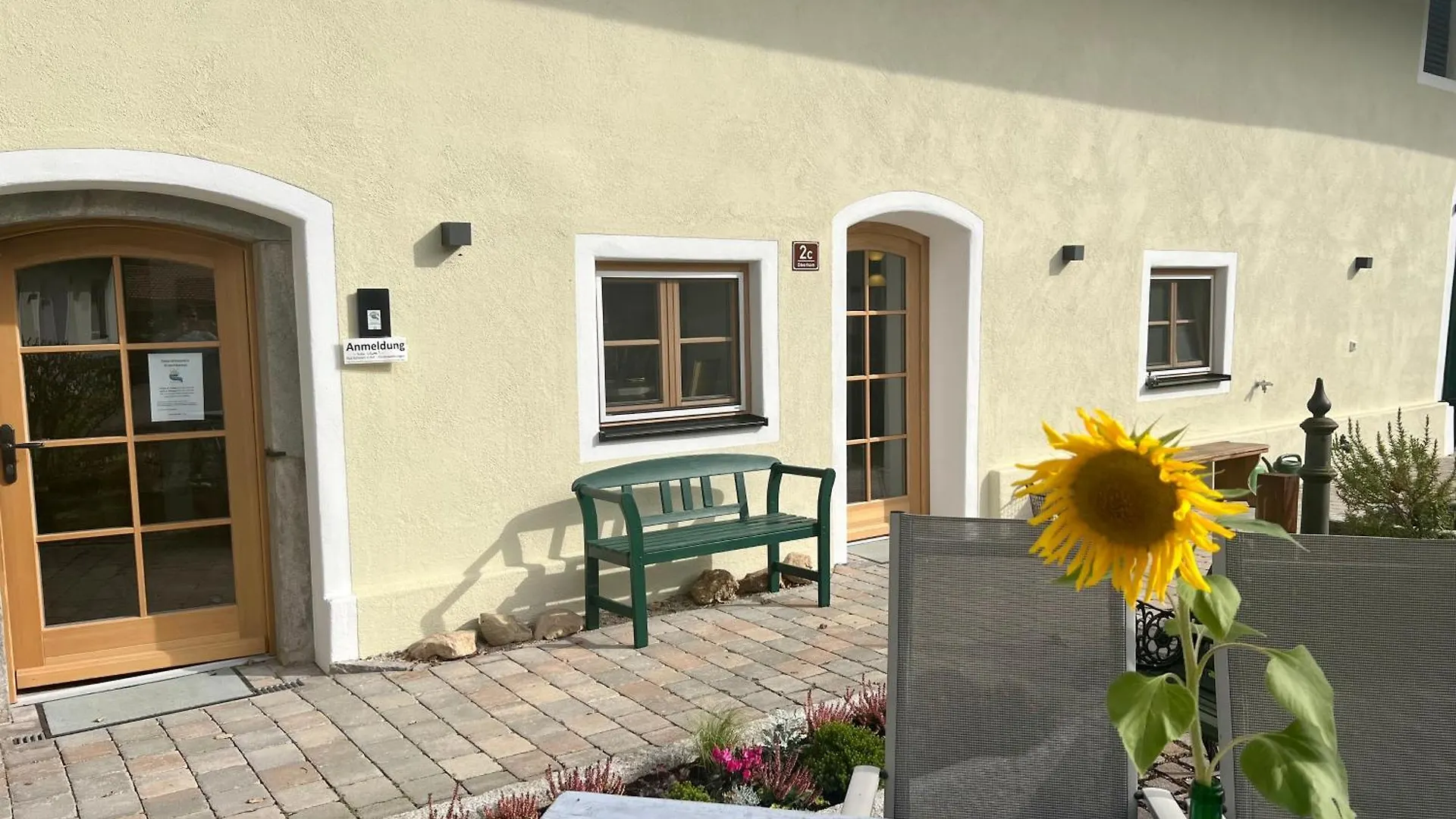 Gut Schwarz-N Hof Ferienwohnungen Bad Griesbach  Apartment