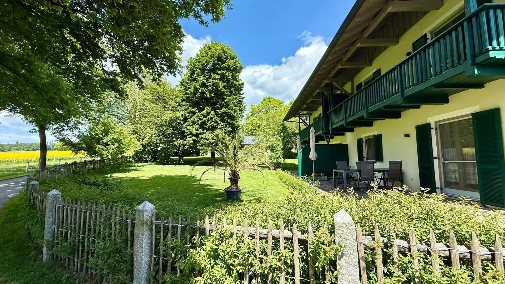 Gut Schwarz-N Hof Ferienwohnungen Bad Griesbach  Apartment Bad Griesbach (Bavaria)