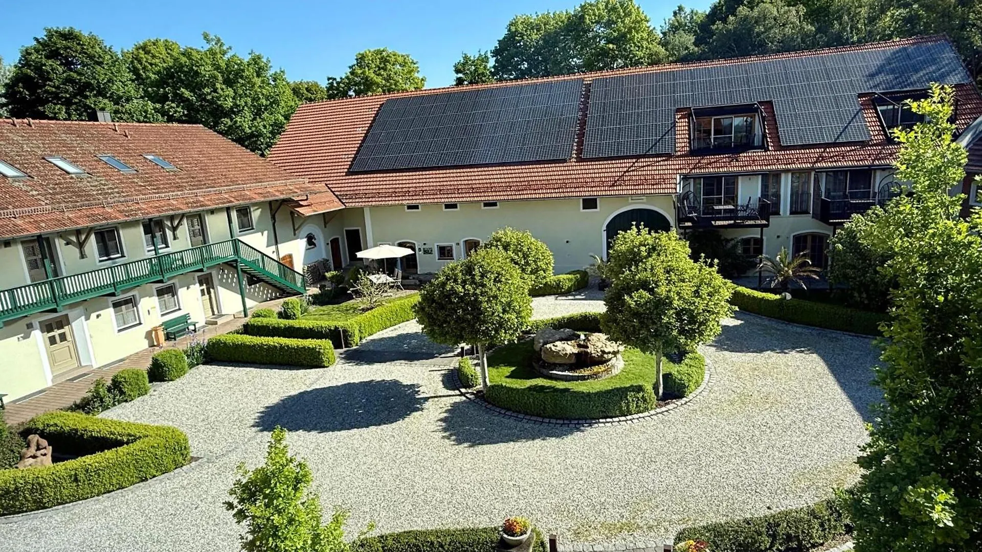 Apartment Gut Schwarz-N Hof Ferienwohnungen Bad Griesbach  Germany
