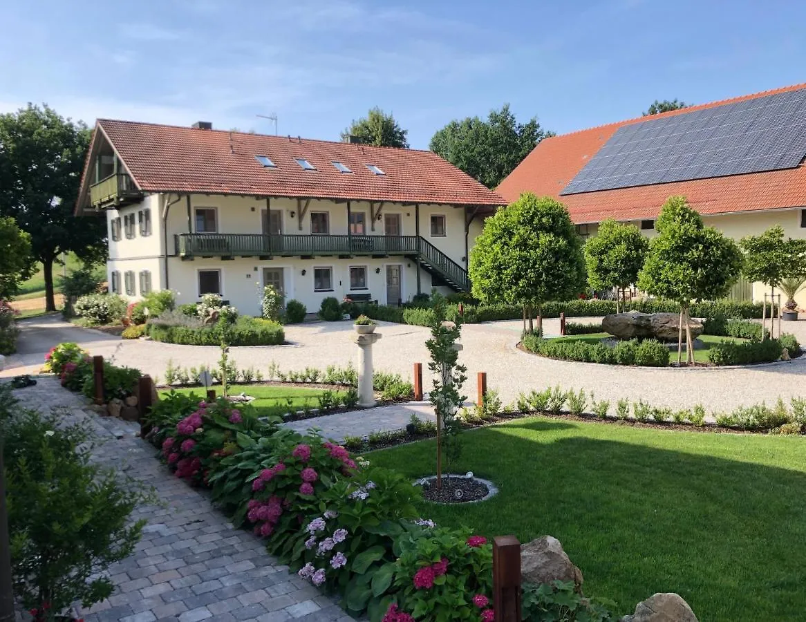 Gut Schwarz-N Hof Ferienwohnungen Bad Griesbach  Apartment Bad Griesbach (Bavaria)